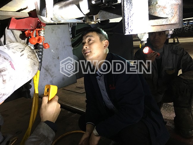 沃頓技術員售后服務情景