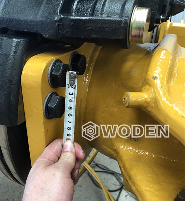 沃頓液壓扳手售前到用戶現場測量選型情景